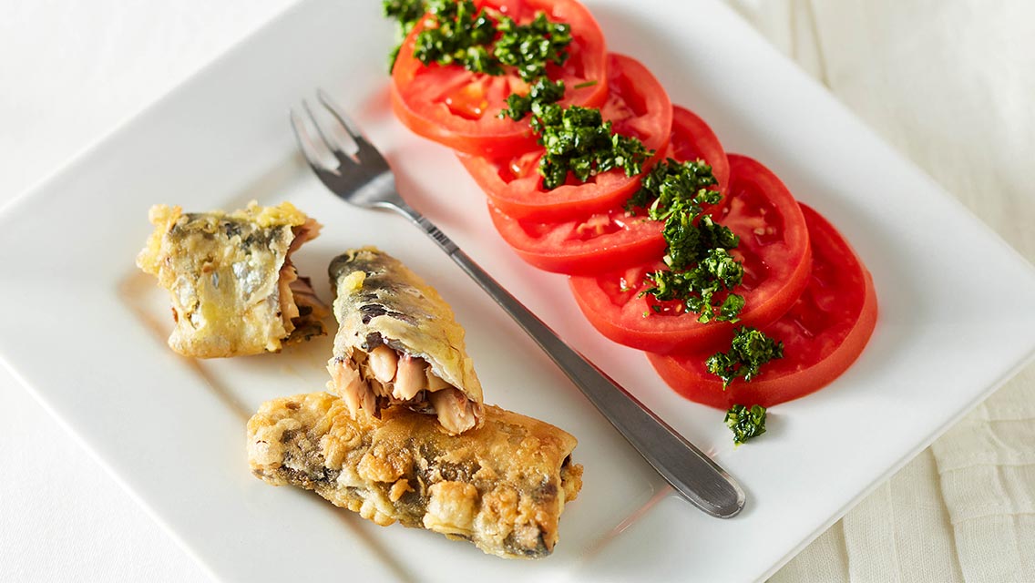 Fried Sardines With Tomato Salad and Gremolata