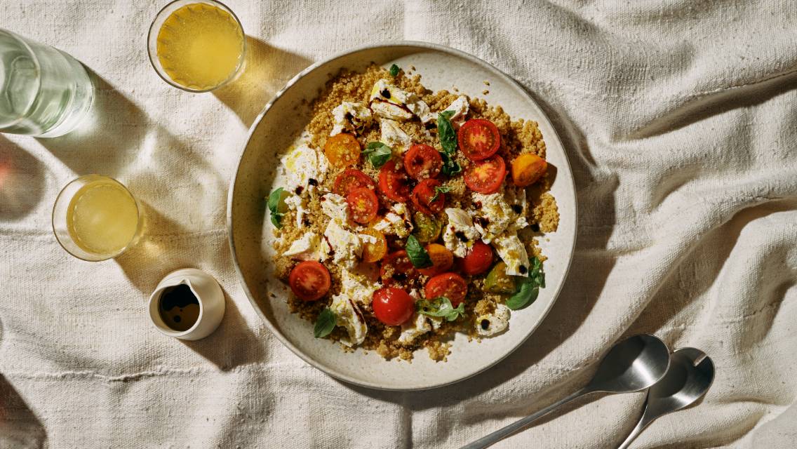 Caprese quinoa salad