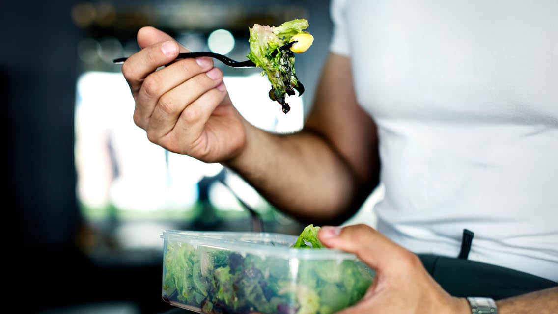 what to eat to support a health gut for athletic performance